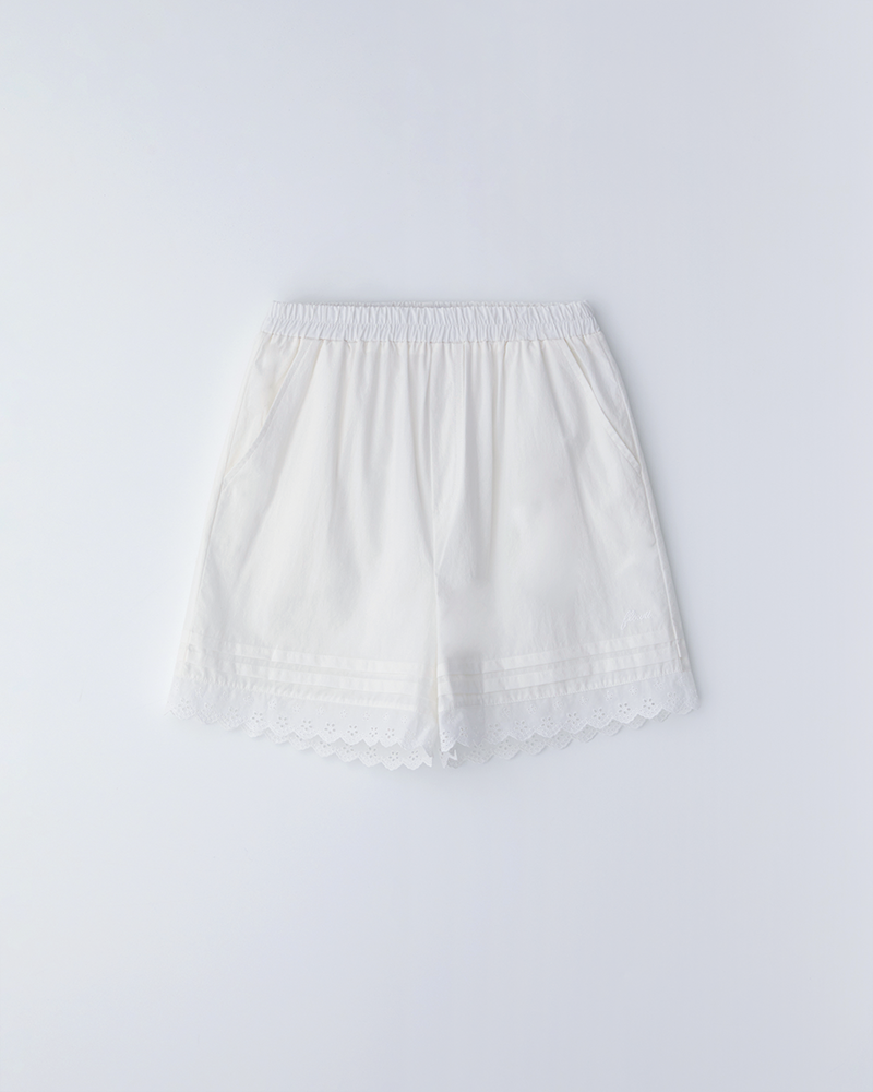 pintuck lace shorts_ivory